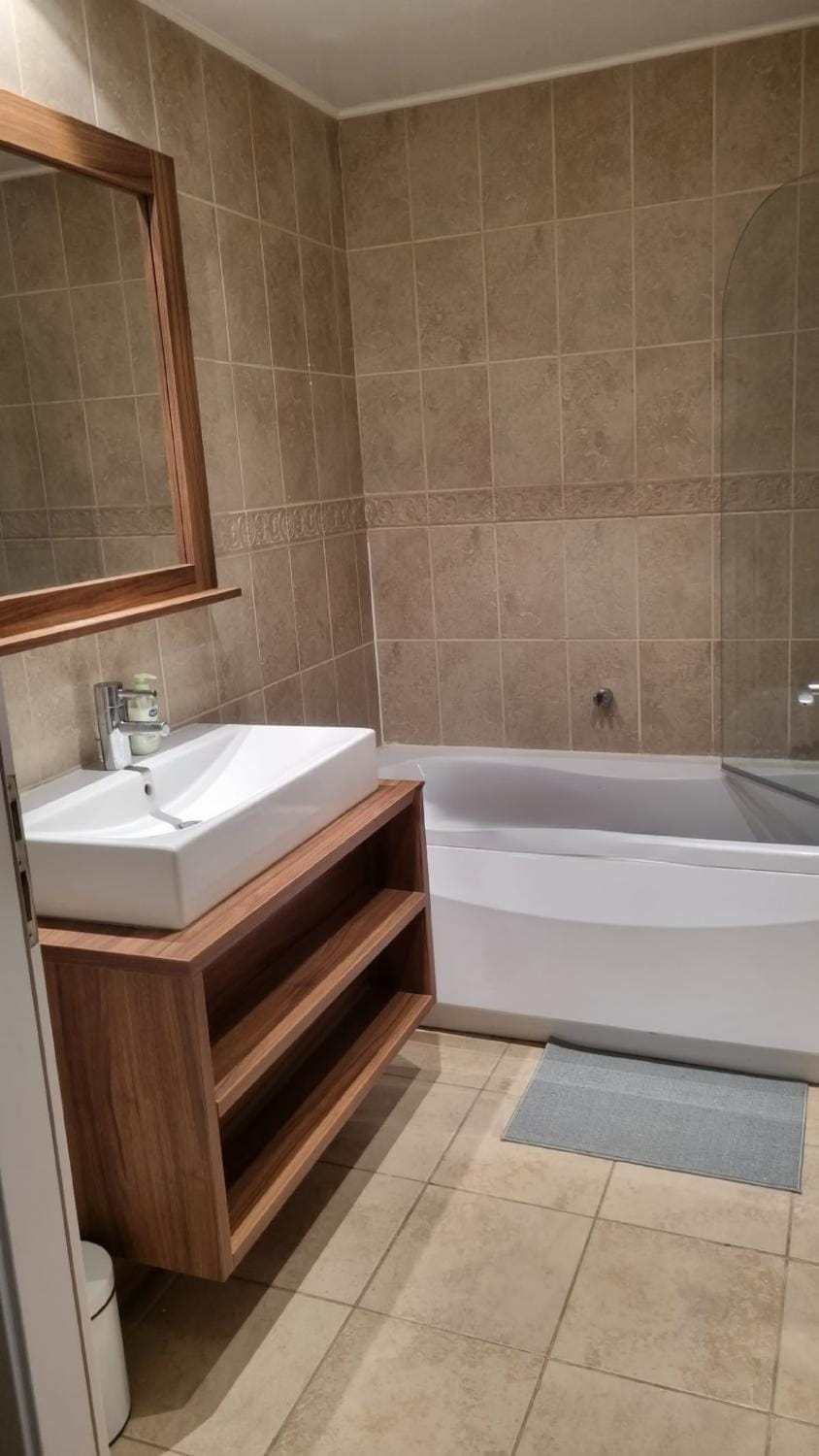 Bathroom, Bath