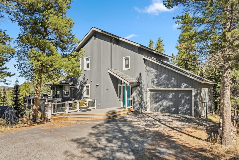 Breckenridge Mountain Retreat with Grill and Views House in Breckenridge