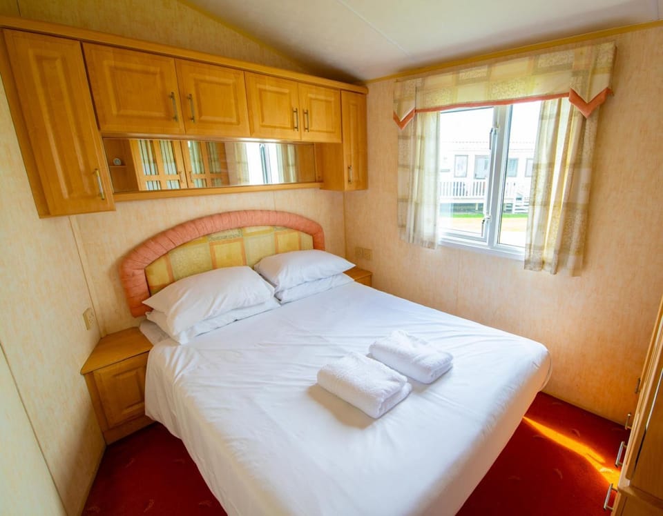 WW252 Parkdean Camber Sands Campground/ 
RV Resort in Camber