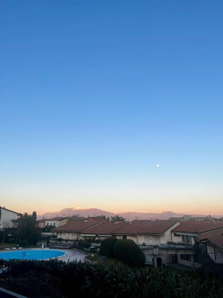 Residenza Kristall Lago Apartment in Desenzano del Garda