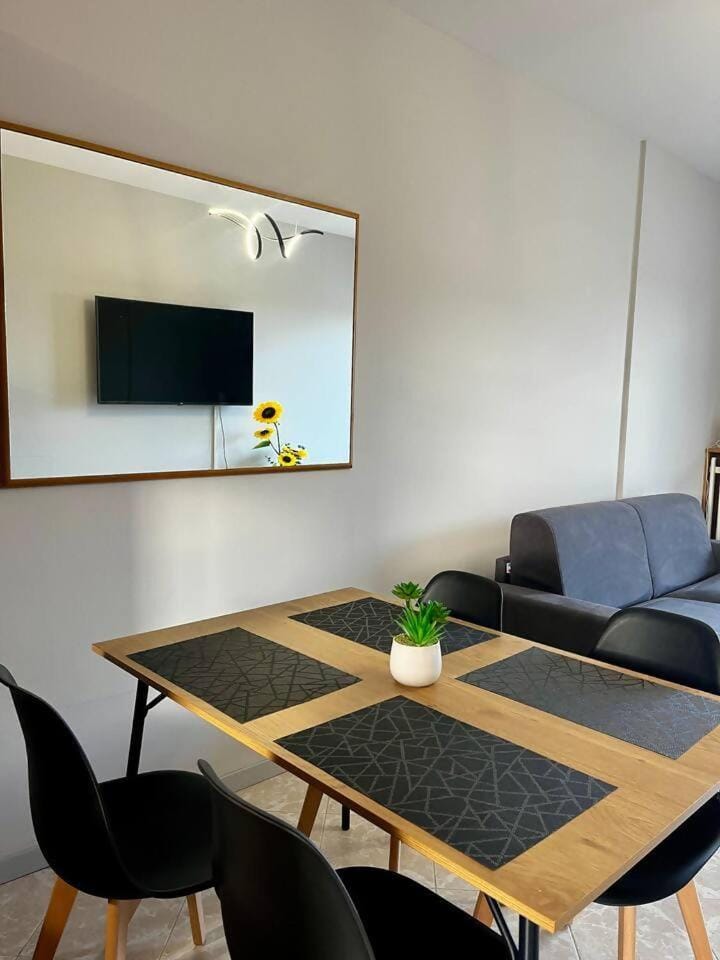 Residenza Kristall Lago Apartment in Desenzano del Garda