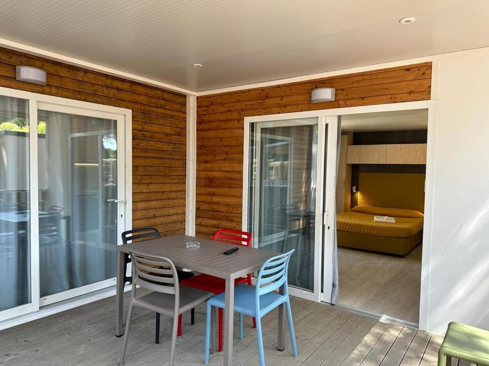 Patio, Balcony/Terrace, Dining area