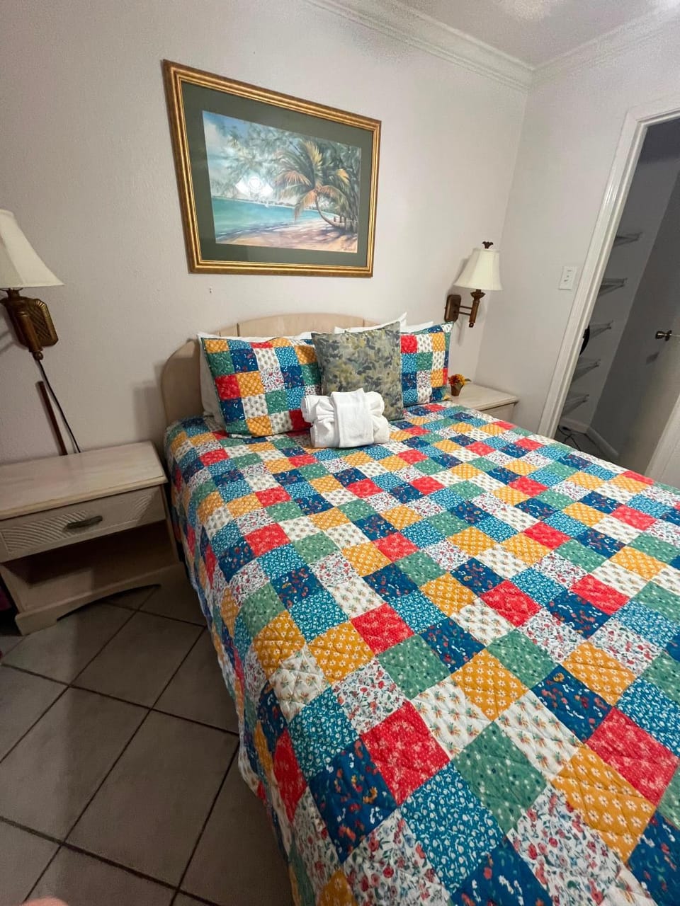 Bed, Decorative detail, Bedroom