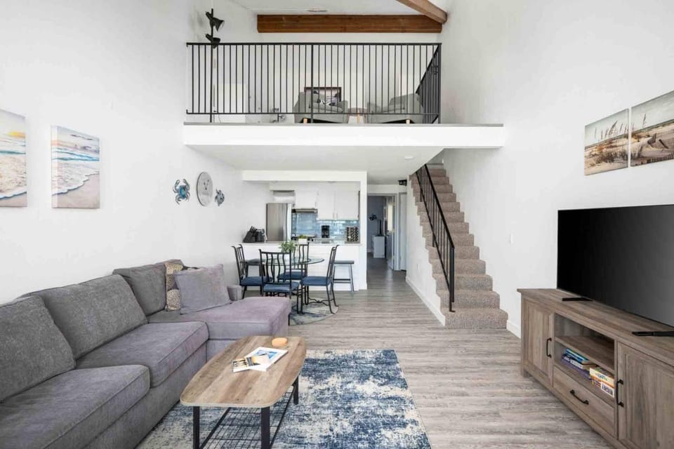 Jan's Place House in Rockaway Beach