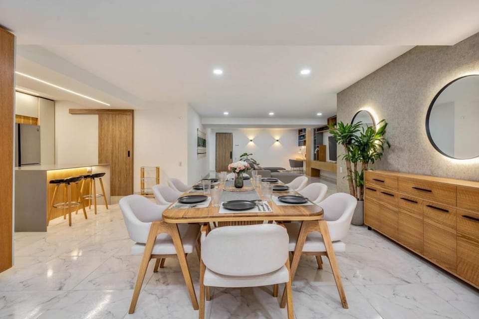 Opulent and Luxury 4 Bedroom Apartment in Sabaneta