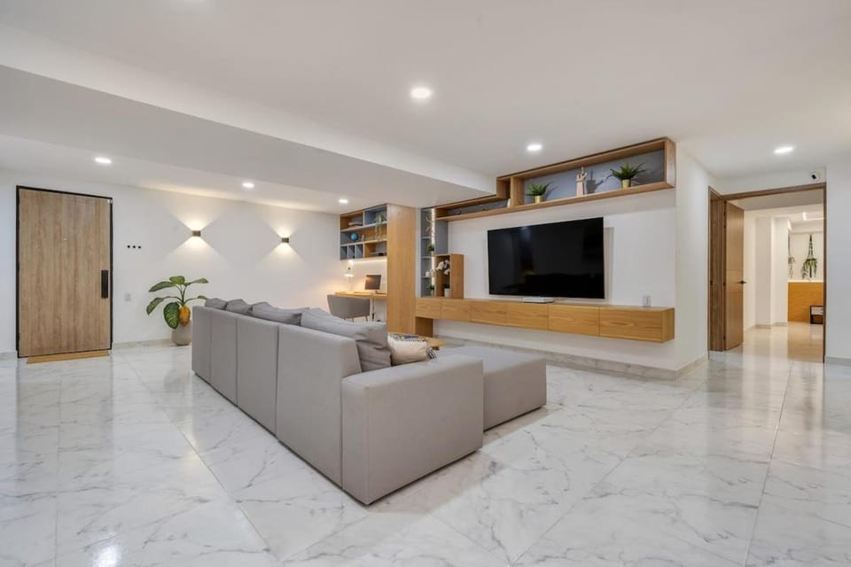 Opulent and Luxury 4 Bedroom Apartment in Sabaneta