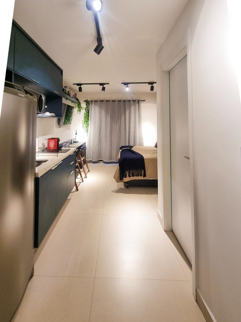 Bed, Kitchen or kitchenette, Photo of the whole room, Bedroom