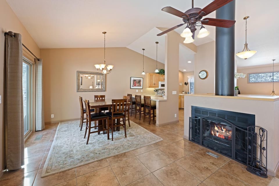 8 Umpqua Home House in Sunriver