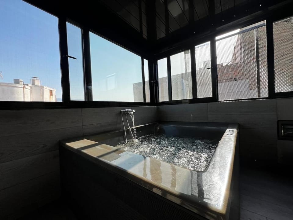 Hot Tub
