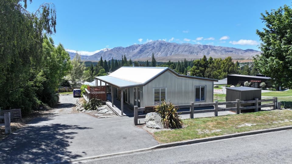 Dunrobin Cottage House in Lake Tekapo