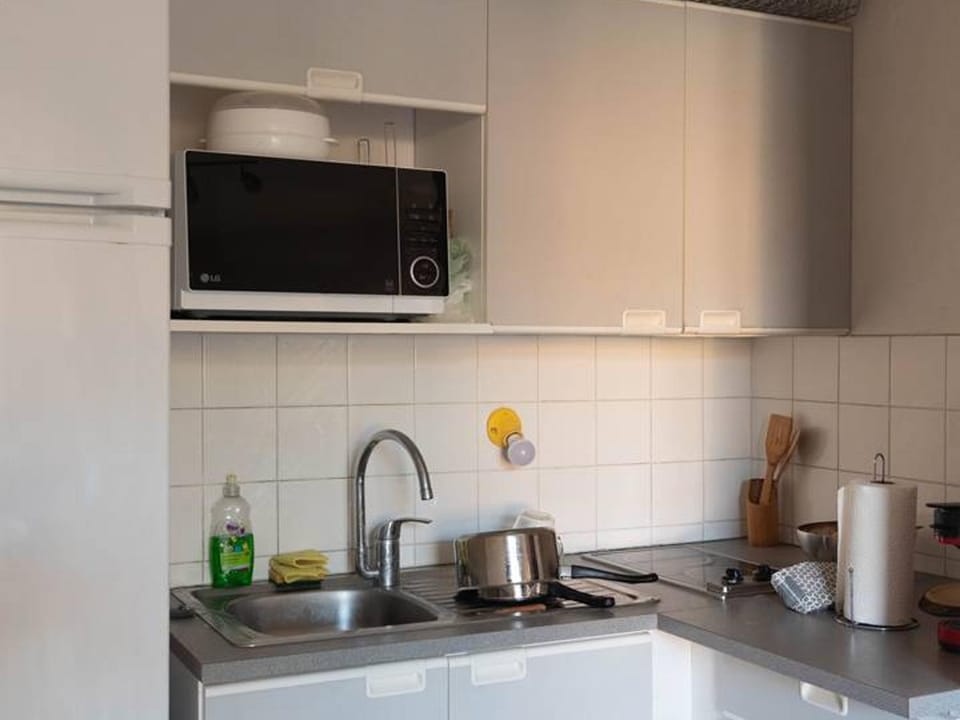 Location T2 + cabine avec parking, Le Lavandou centre, proche plage - FR-1-803-19 Cabin in Le Lavandou