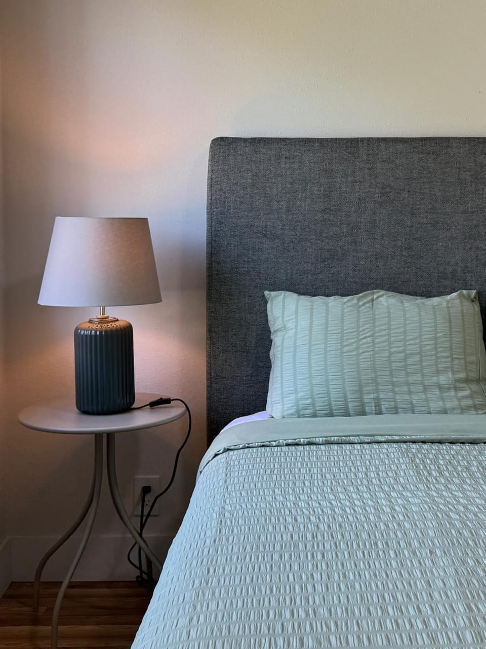 Cozy private room B in S Central LA Vacation rental in Compton