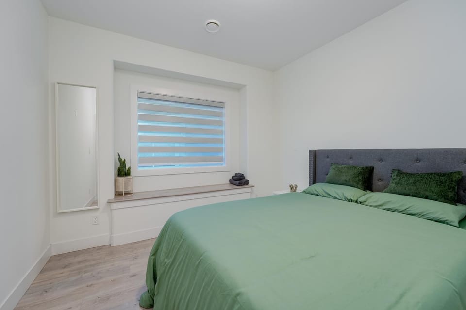 Marvellous Home In Victoria, BC House in Langford