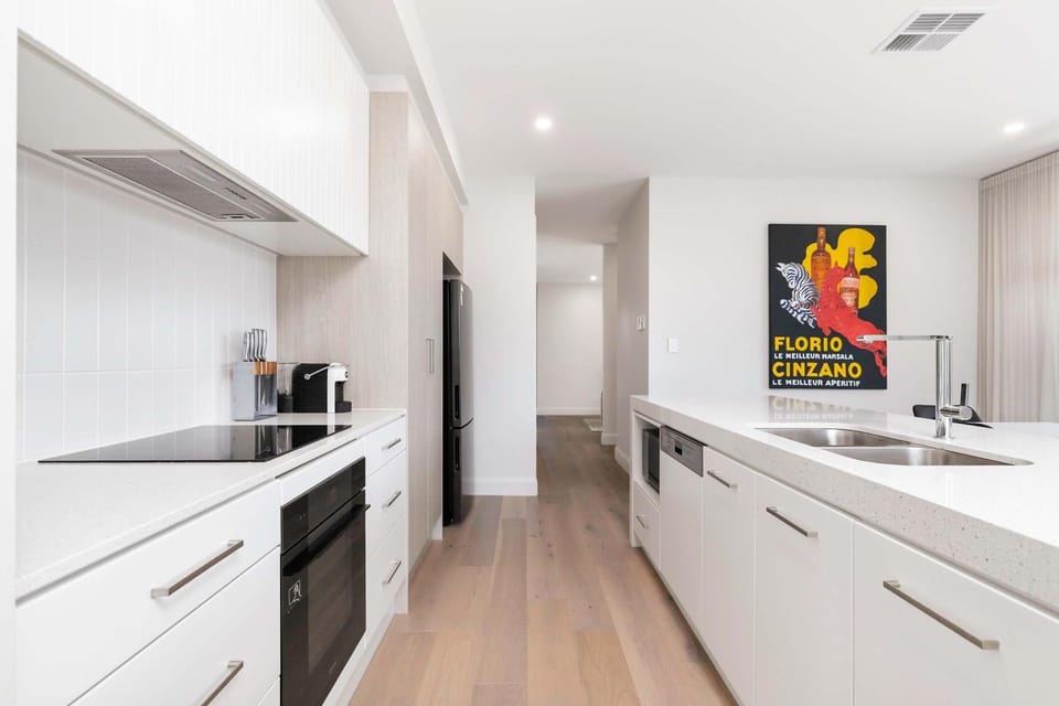 Townhouse on Tod Glenelg North House in Adelaide