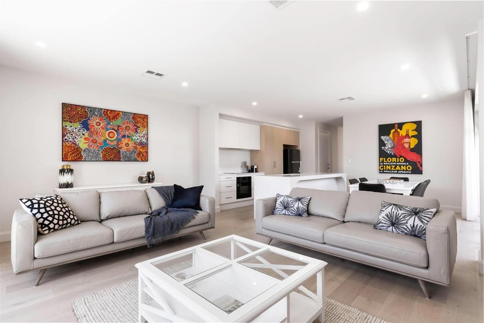 Townhouse on Tod Glenelg North House in Adelaide