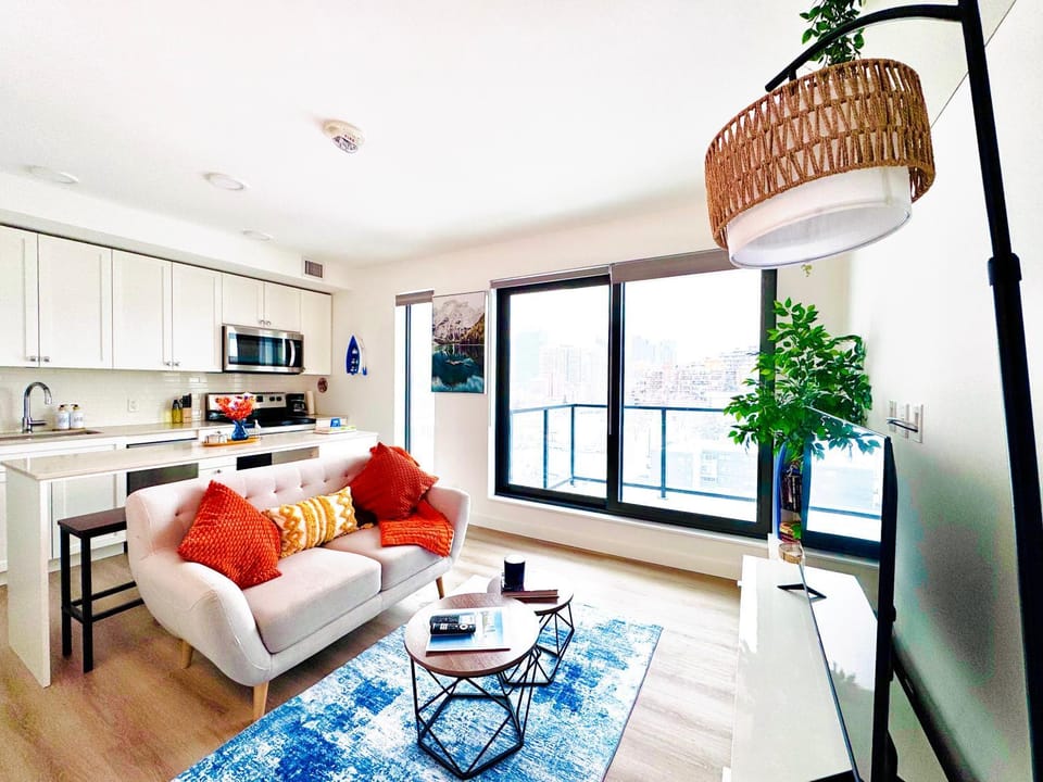 Living room, Dining area