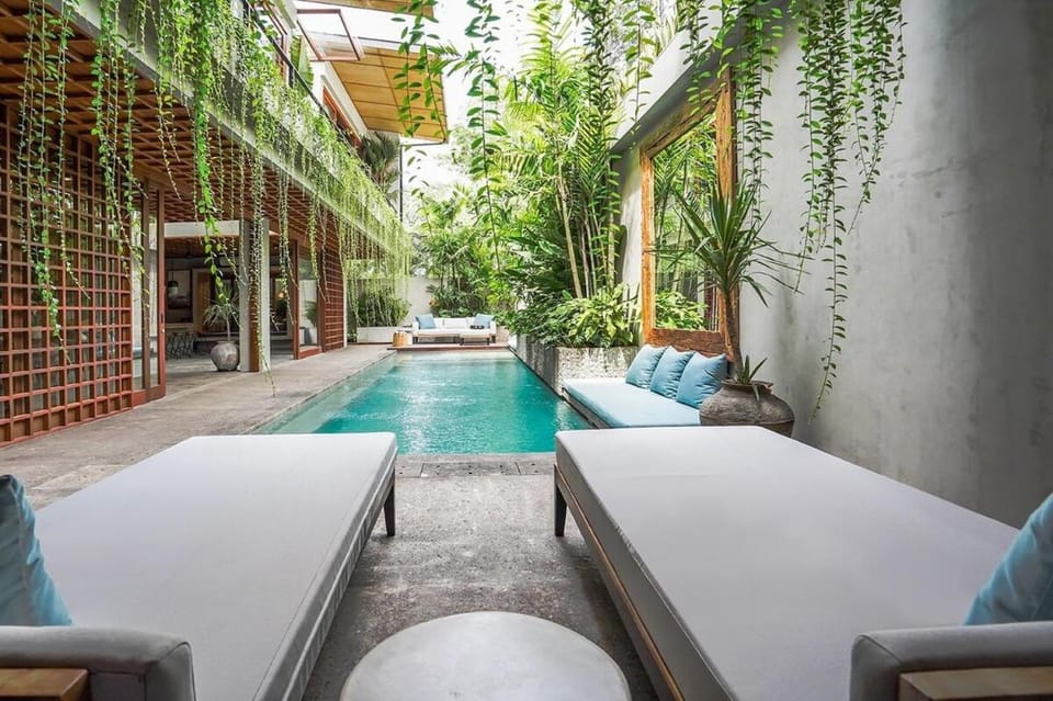 Patio, Day, Garden, Pool view, Swimming pool, sunbed