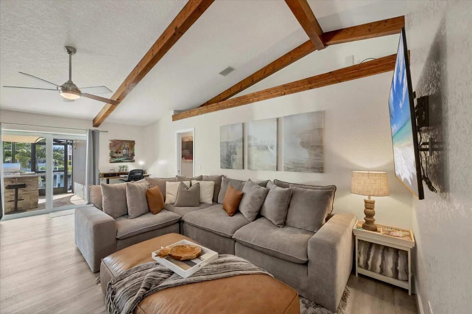 Punta Gorda Canalfront House in Punta Gorda