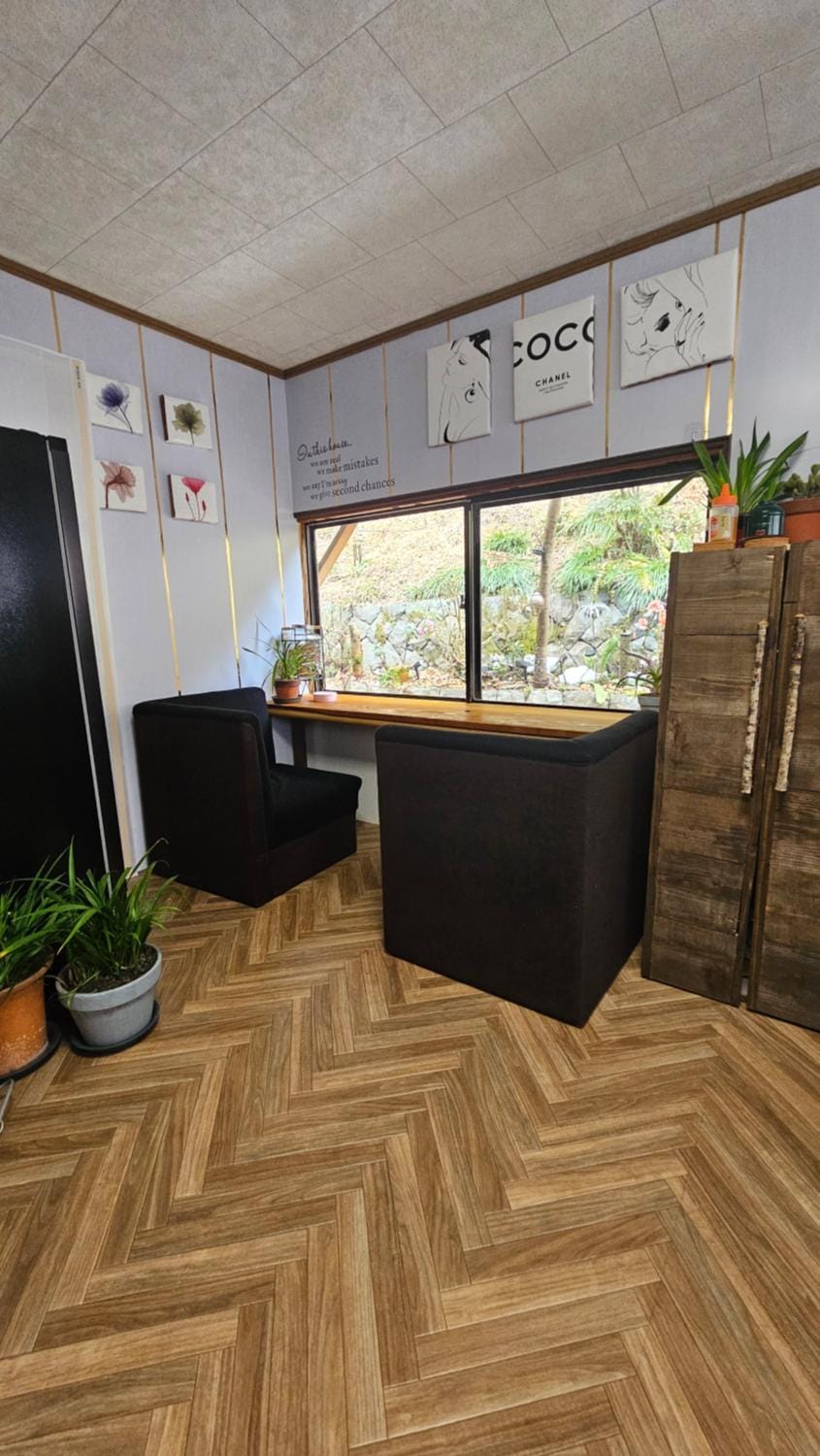 民宿SAZANAMi Bed and Breakfast in Japan