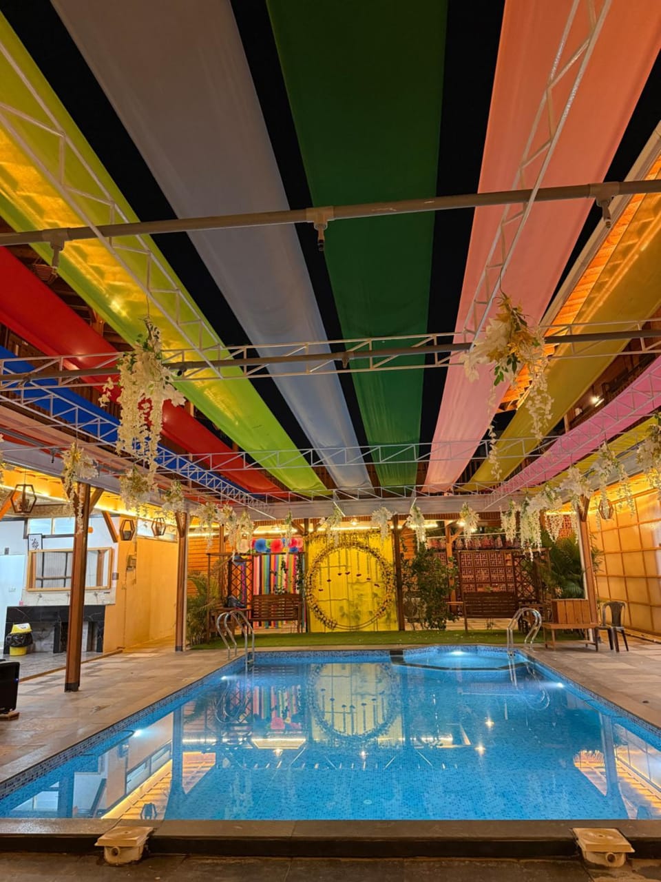 Pool view, Swimming pool