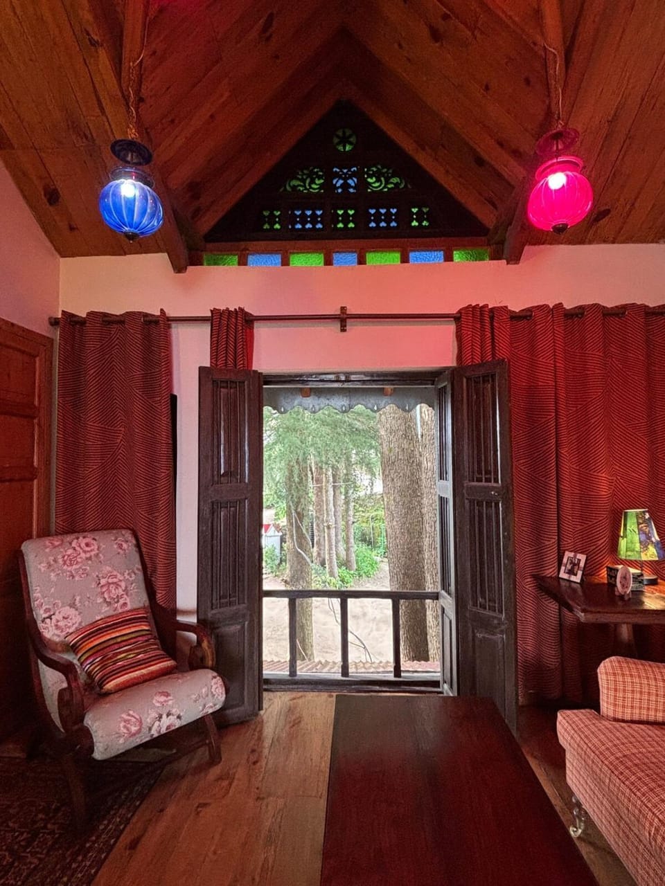 Mountain View 3bhk Near Mall Road Deodar Retreat House in Himachal Pradesh