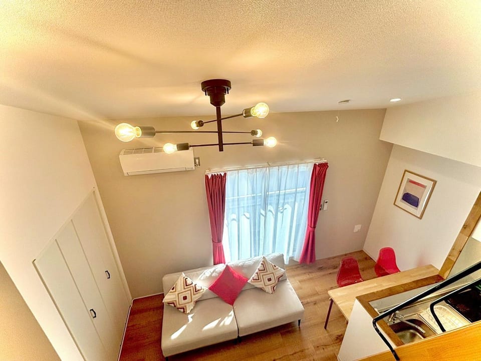 Living room, Seating area, air conditioner
