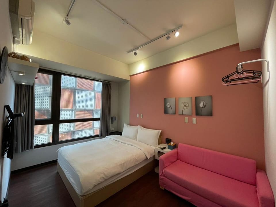 台中一中街日和小宿 Bed and Breakfast in Fujian