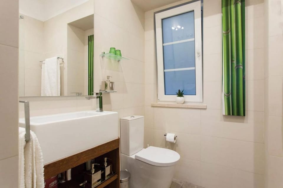 Charming Apartment in Alfama Apartment in Lisbon