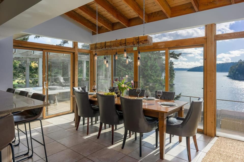 Balcony/Terrace, Seating area, Dining area, Sea view, internet