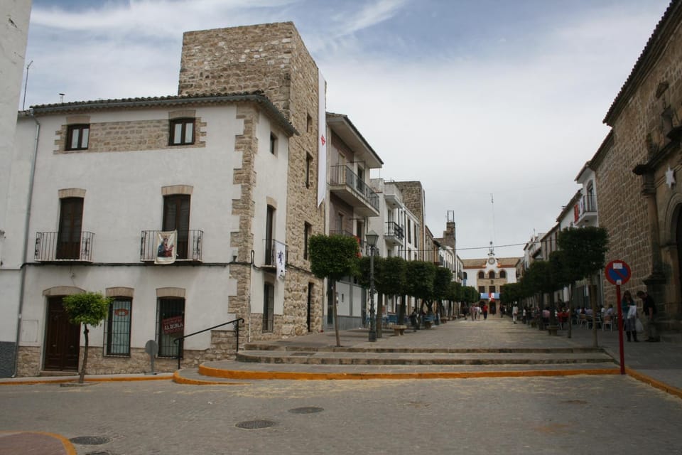 Property building, Neighbourhood, On site