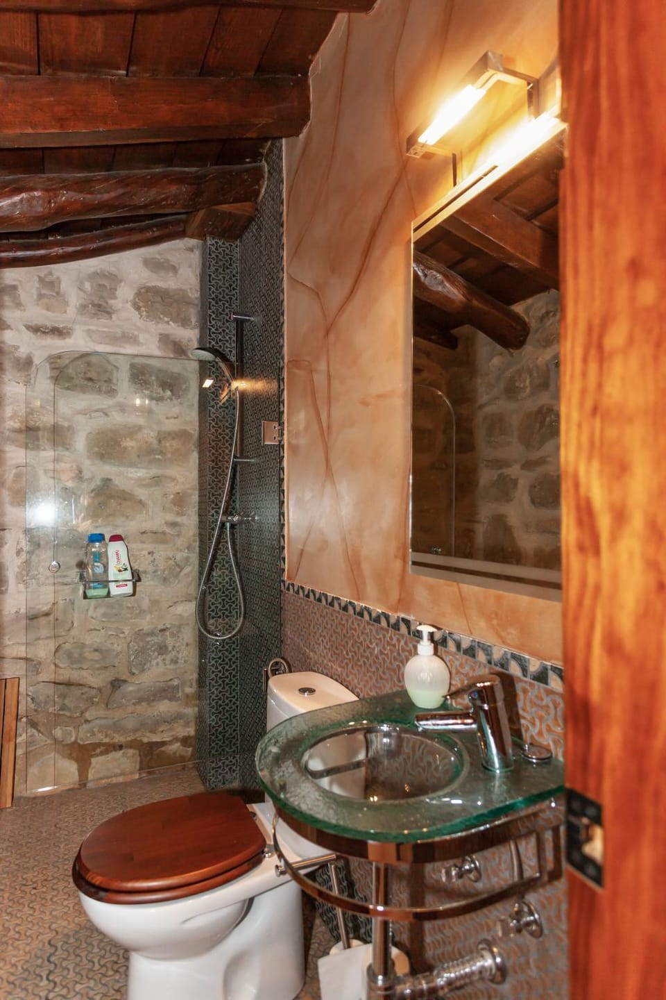 Shower, Toilet, Bathroom