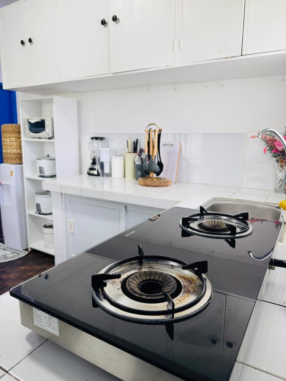 Durrani Cozyhouse 3 mins walk from the beach House in San Juan