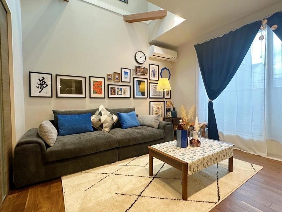 Living room, Seating area, On site, air conditioner