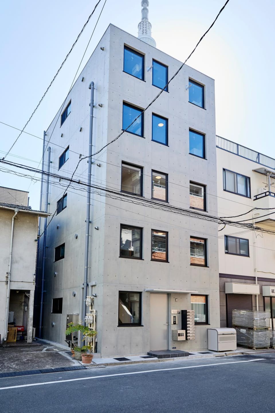 Property building, Day
