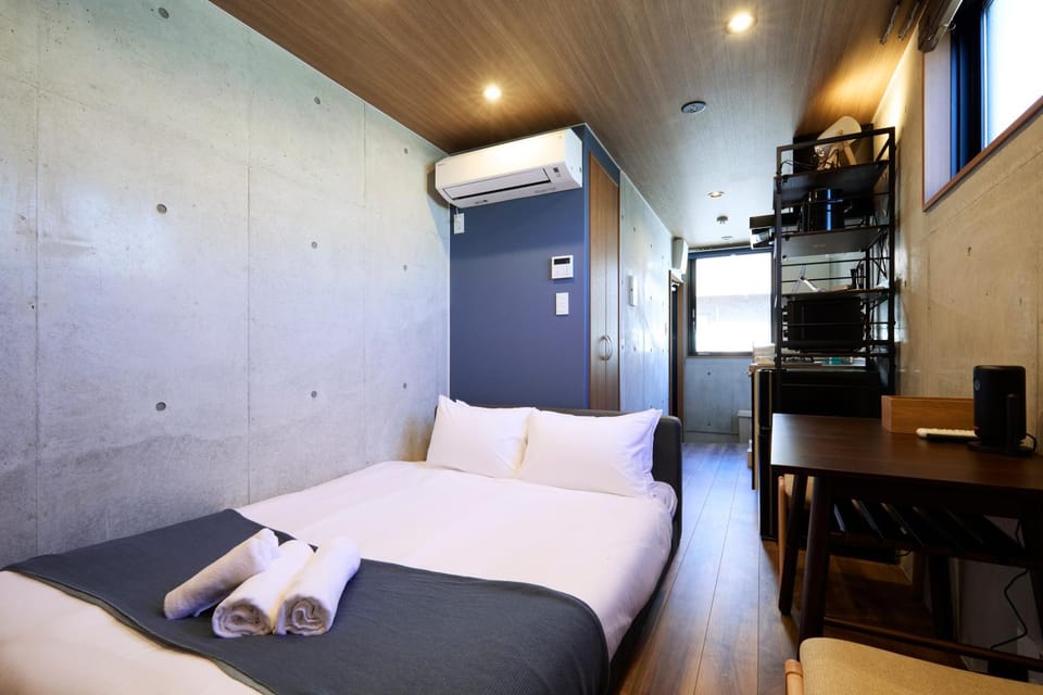 Life Town Oshiage - Compact Stay - Steps from Skytree Apartment in Japan