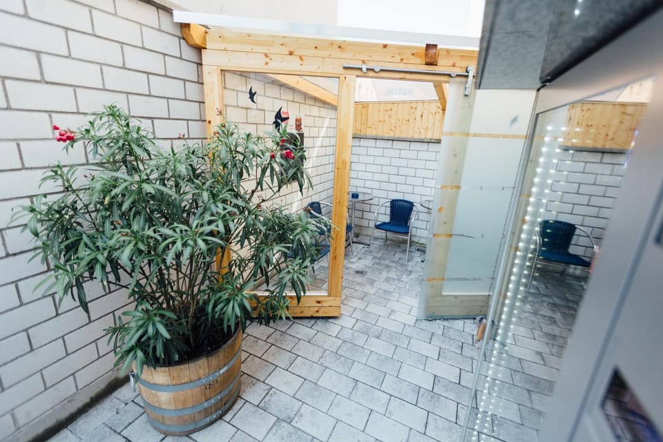 Patio, Balcony/Terrace