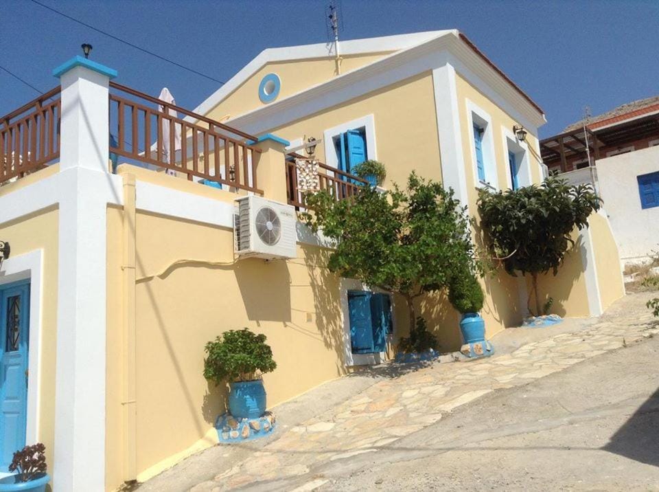 Villa Efraim Amalia House in Decentralized Administration of the Aegean