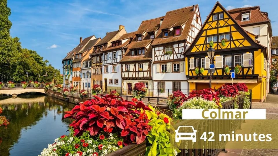 Nearby landmark, Natural landscape