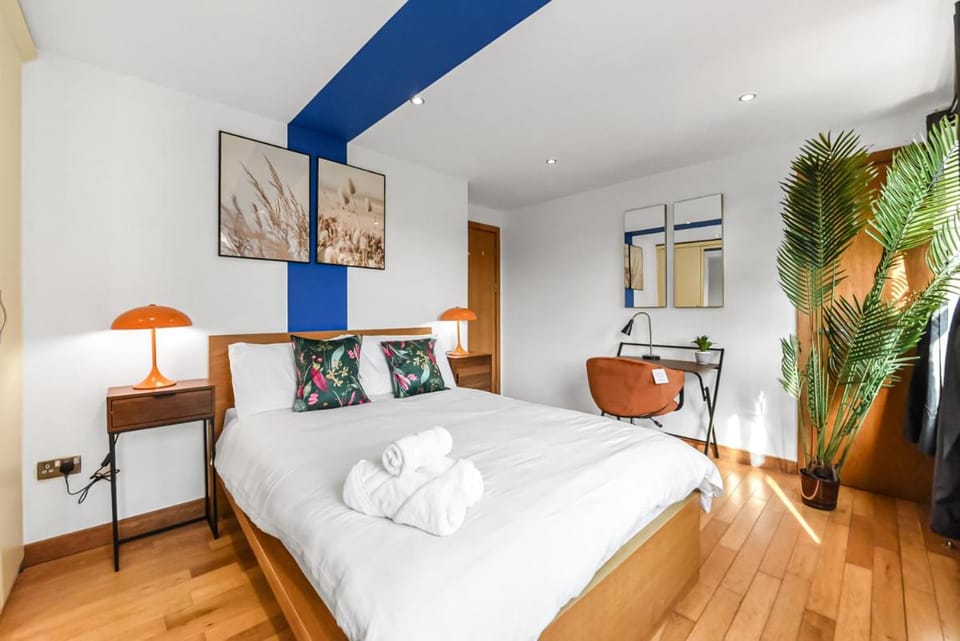 Zone 1, Family Friendly, 2 Beds, Central London Apartment in London Borough of Southwark