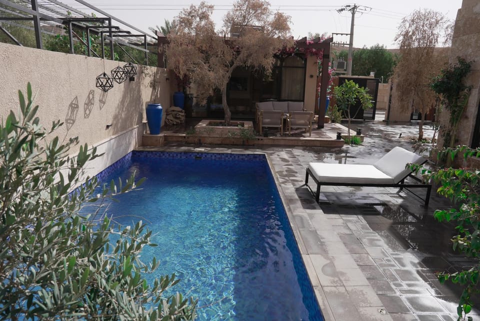 Day, Garden, Garden view, Pool view, Swimming pool, Parking, sunbed