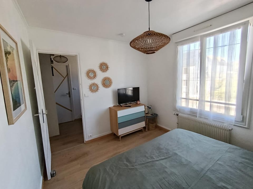 TV and multimedia, Bedroom