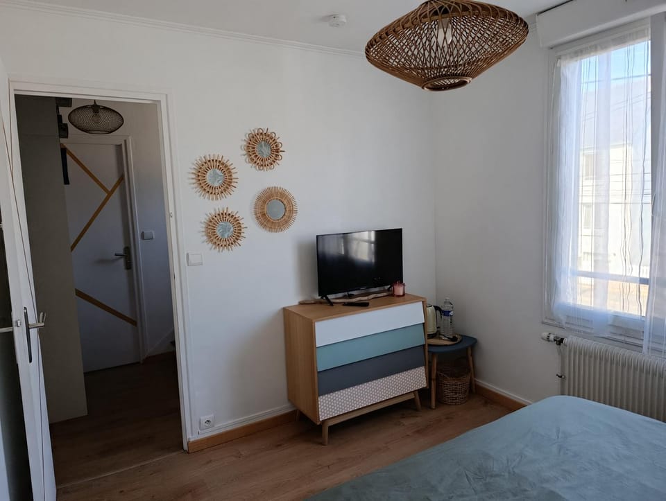 TV and multimedia, Bedroom