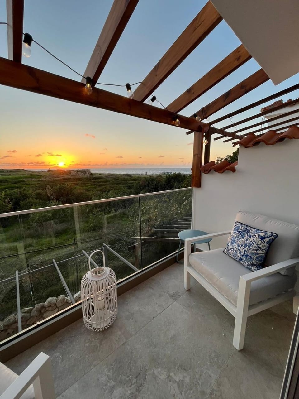 Patio, Day, Natural landscape, View (from property/room), Balcony/Terrace, Living room, Seating area, Sunset