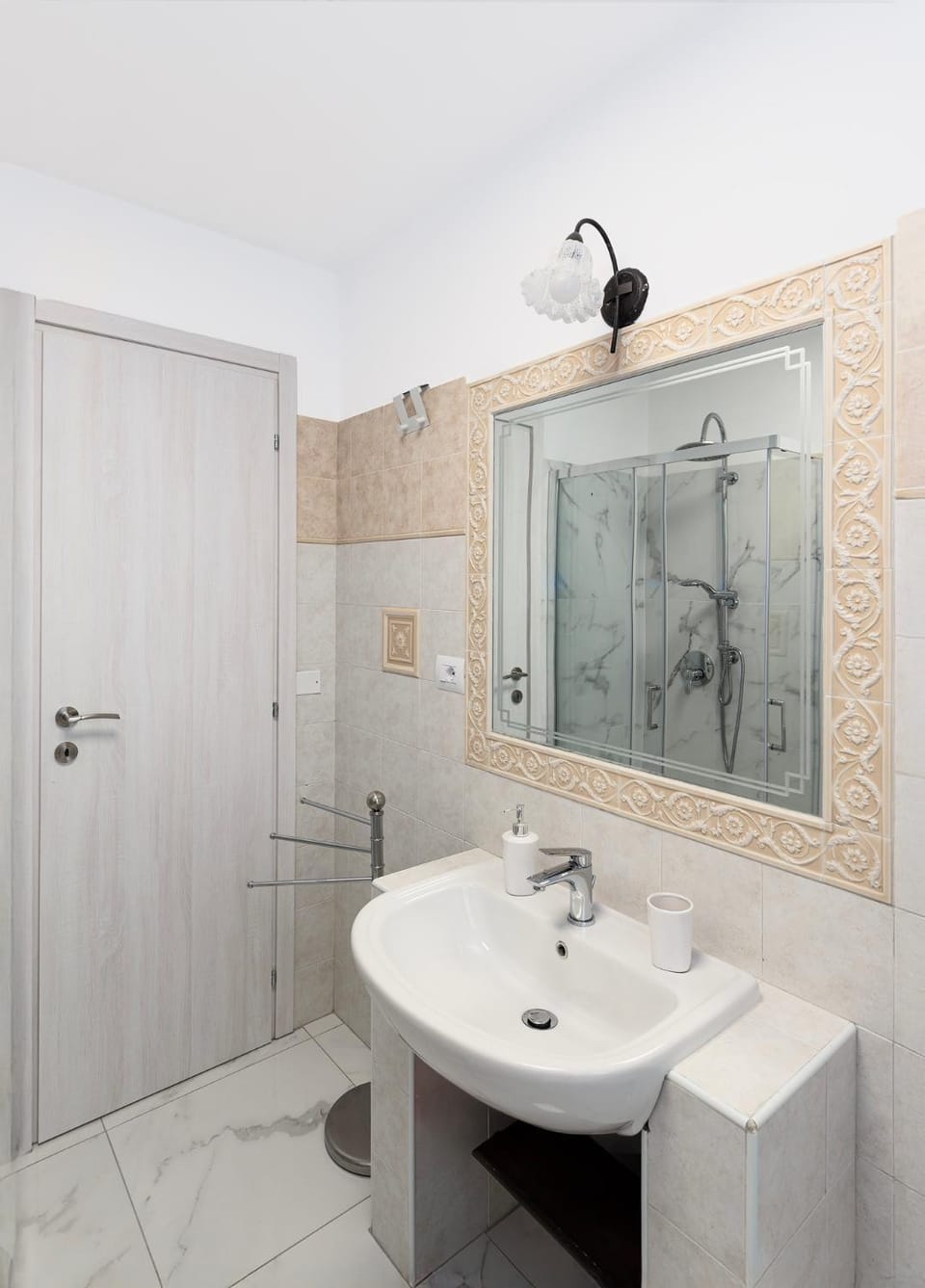 Alloggio turistico metro C Apartment in Rome