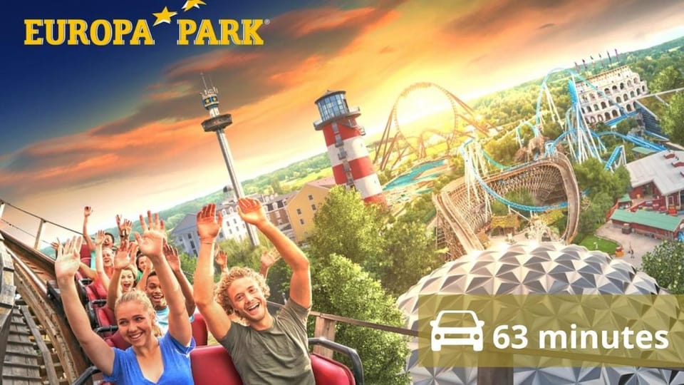 Nearby landmark, Day