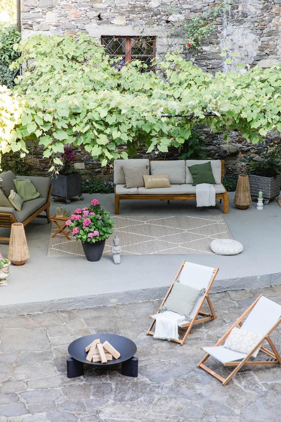 Seating area
