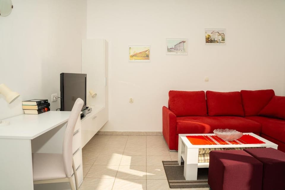 TV and multimedia, Seating area