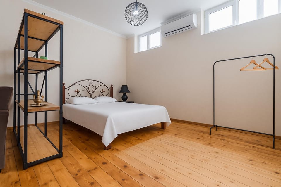 Old Tbilisi Charm Apartment in Tbilisi, Georgia