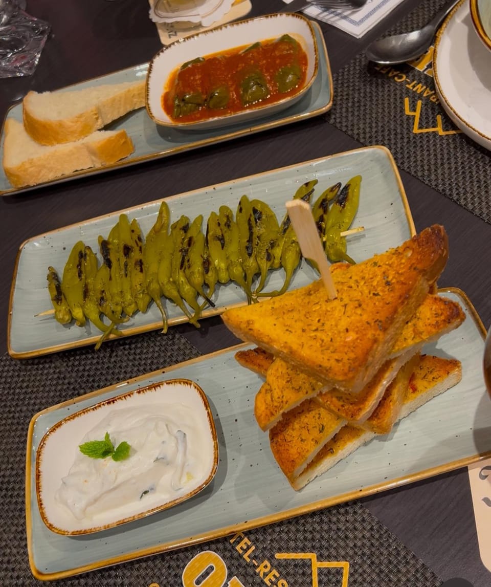 Restaurant/places to eat