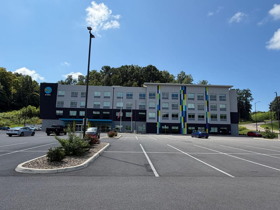 Property building, Day